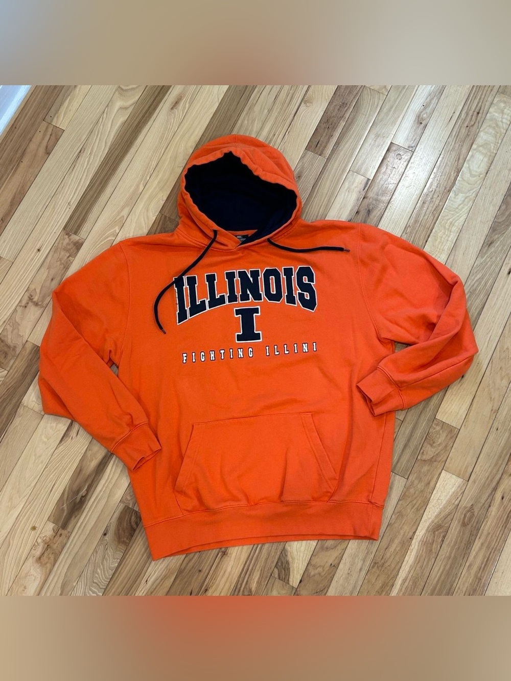 Colosseum Orange and navy Illinois Fighting Illini hoodie XL